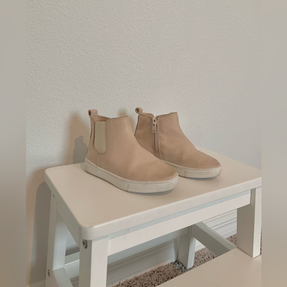 Consciously Chelsea Girl Boots